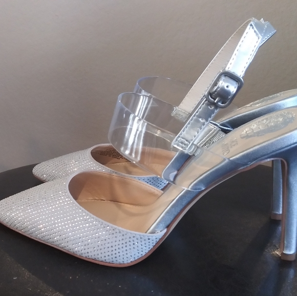 Vince camuto. Pumps - Picture 5 of 16